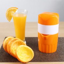 Ergonomic Portable Manual Plastic Citrus Juicer